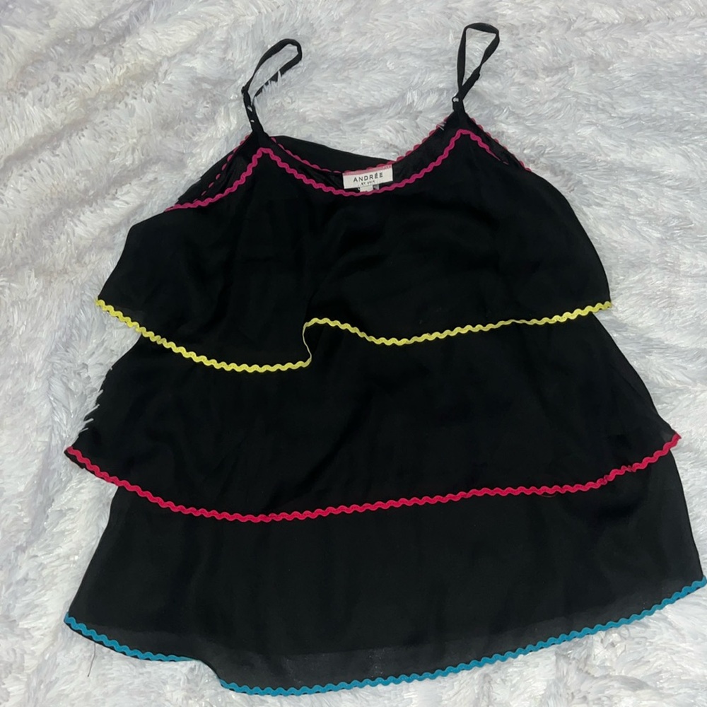 Andree by unit top